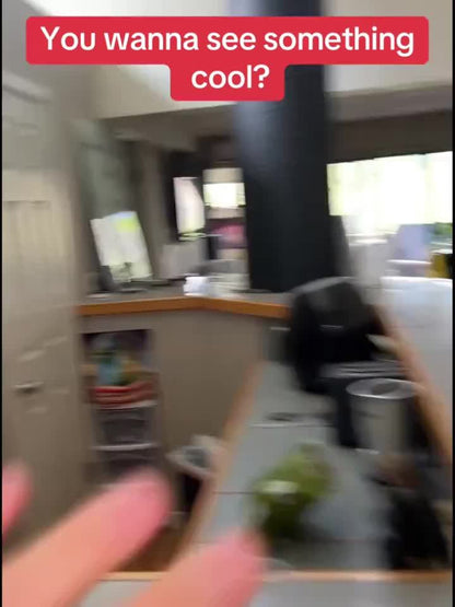 1 Portable Handheld Snack Bag Sealer with Built-in Lithium Battery | Mini Sealer for Picnics and Outings, Magnetic, Includes Charging Cable, 16W Power, Ideal for Chip Bags, Cookie Bags, Reusable Snack Packaging