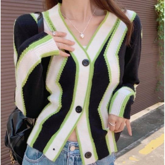 Wave design striped knit sweater for women wearing long sleeved casual loose sweater