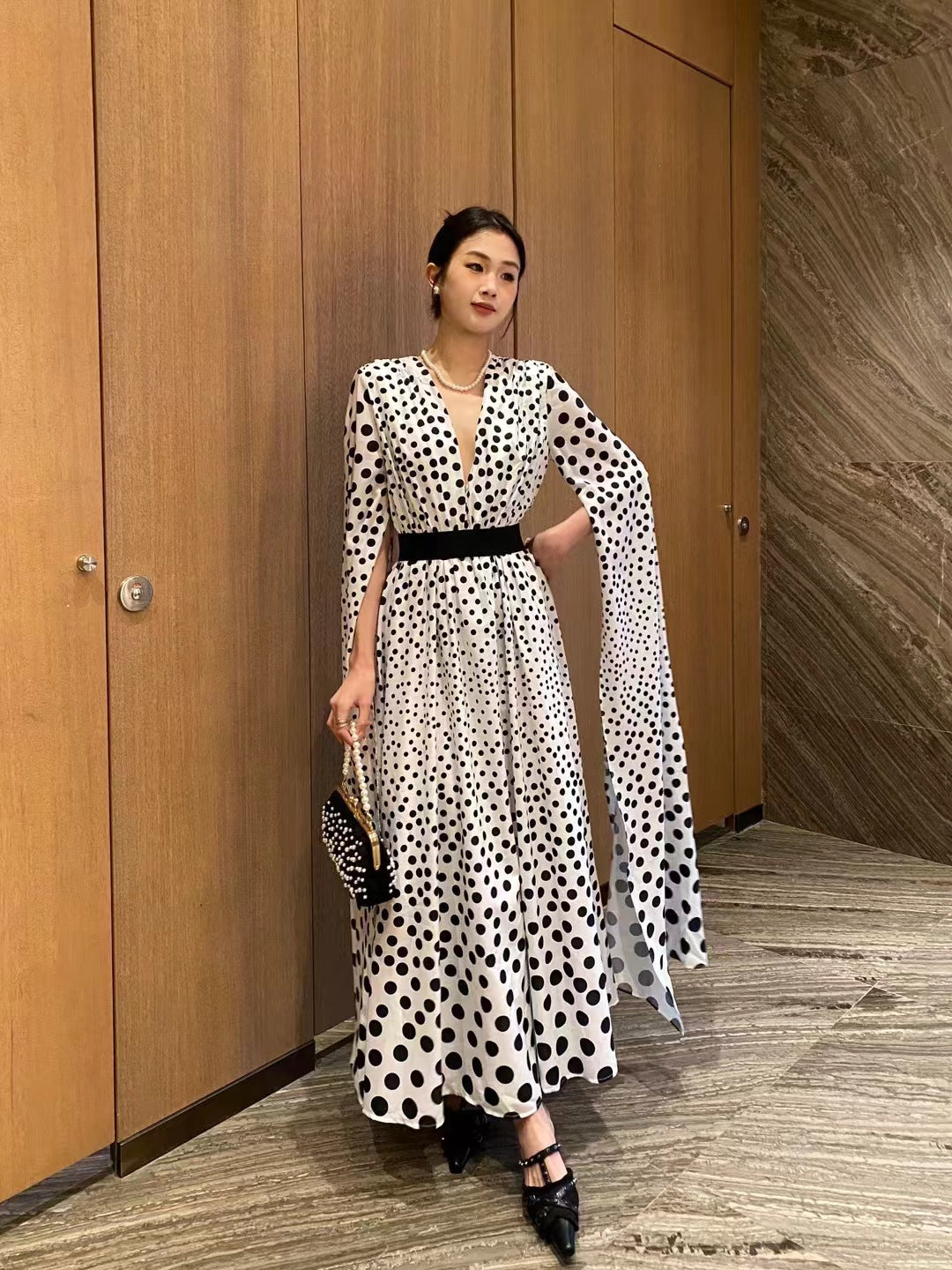 V-neck polka dot printed slit long sleeved dress long skirt women's dress