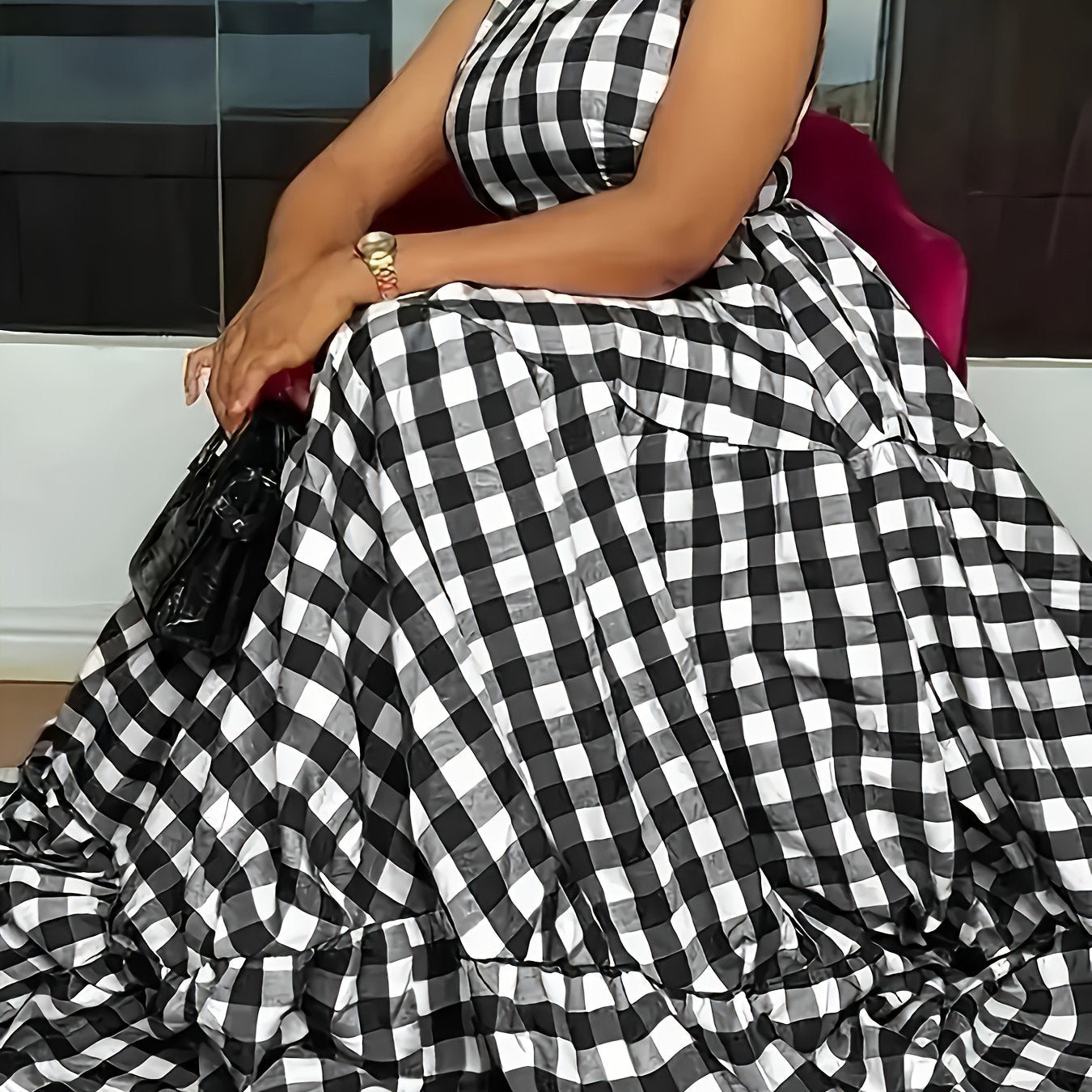 2025 New Summer Elegant Plaid Dress, Sleeveless Round Neck High Waist Multi-Layer Skirt, and Graceful, Casual Summer Wear for Vacation and Dates